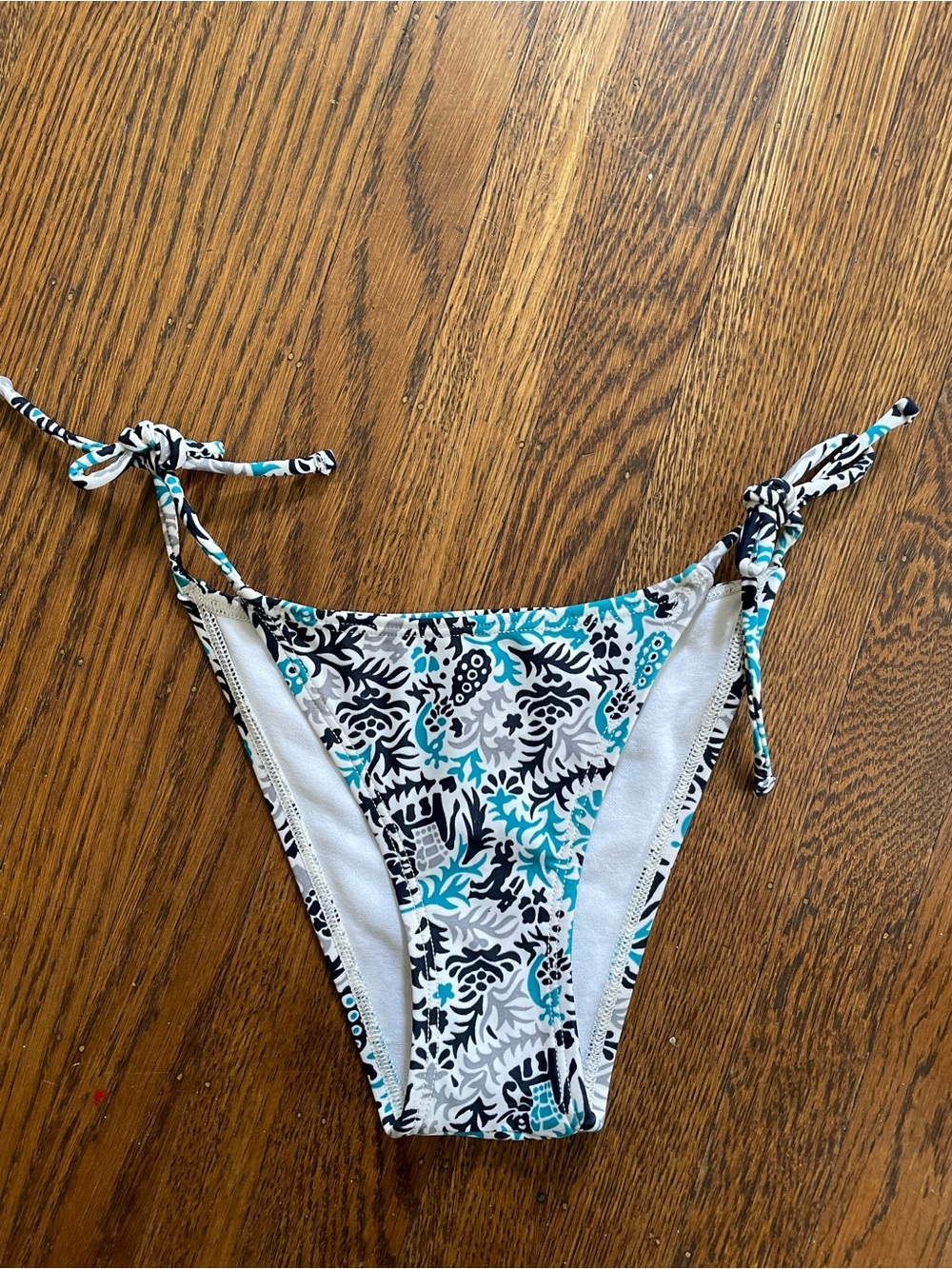NWOT! Patagonia White, Black & Teal Floral Tie-Side Bikini Bottoms